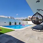 Luxvilla Aurora Villa