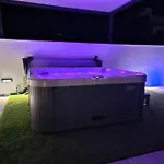 Luxvilla Aurora Villa