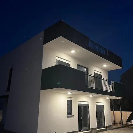 Villa Luxvilla Aurora