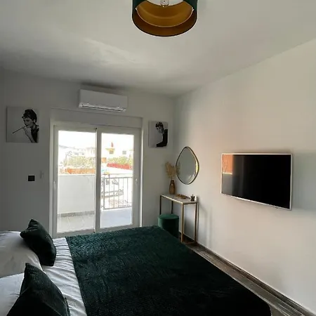 Luxvilla Aurora