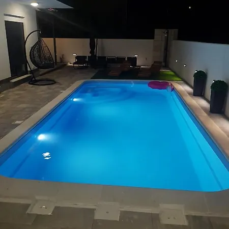 Villa Luxvilla Aurora *