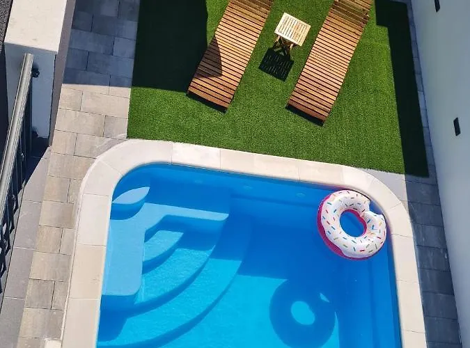 Luxvilla Aurora Vila *